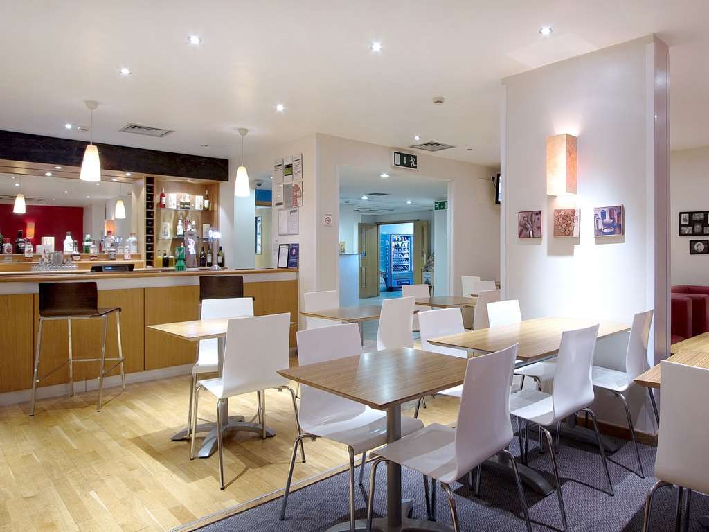 Travelodge Preston Central Étterem fotó